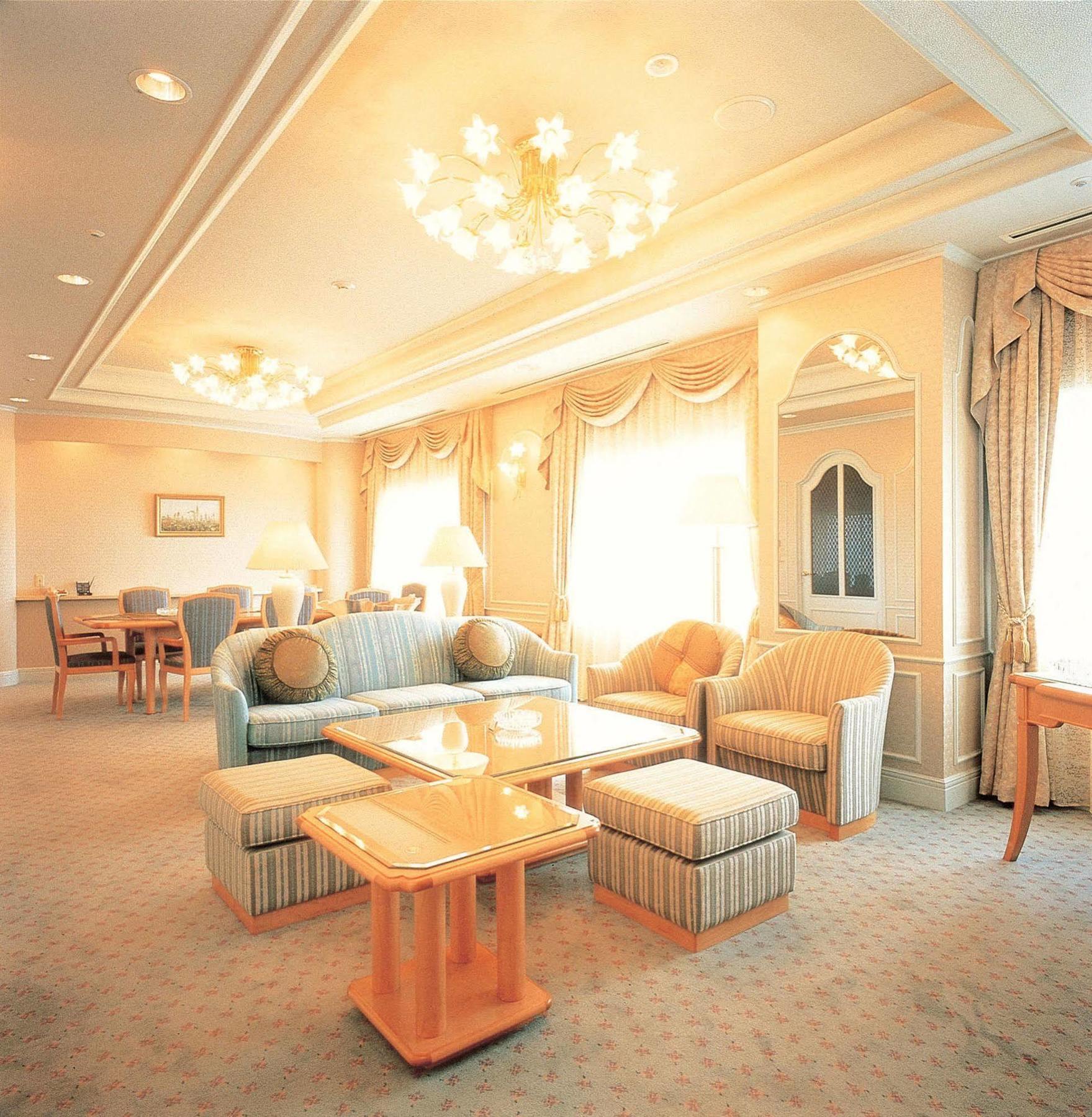 Hotel Green Tower Makuhari ชิบะ ภายนอก รูปภาพ